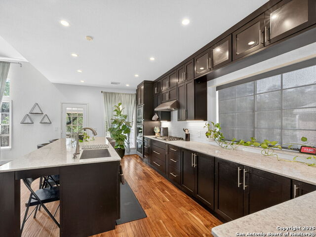 Image 4 of 38 For 8702 Drayton