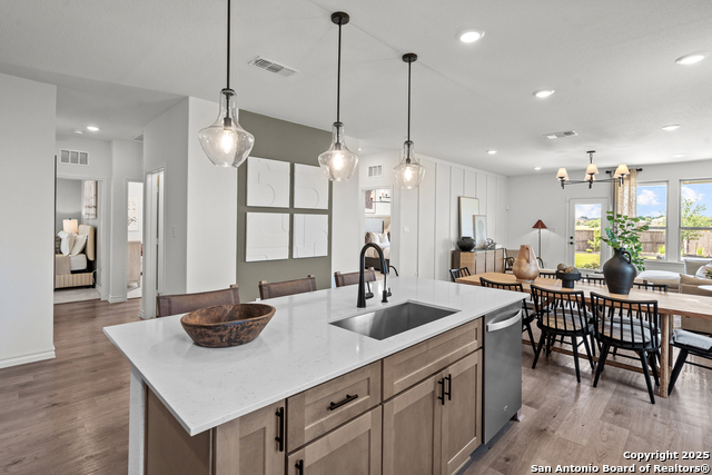 Image 13 of 29 For 423 Nightingale Avenue