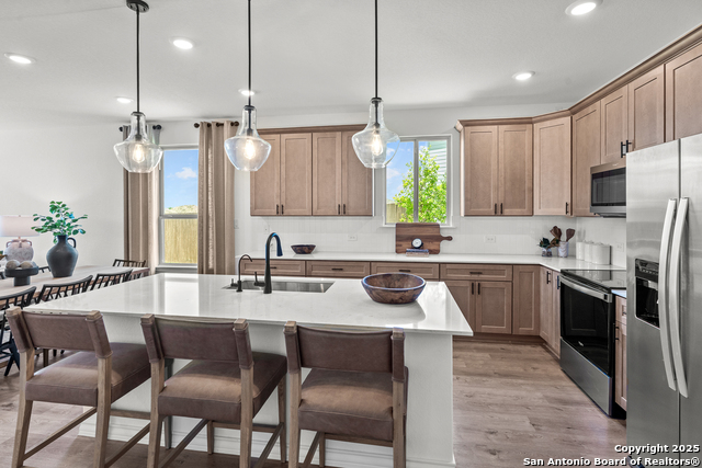 Image 14 of 29 For 423 Nightingale Avenue