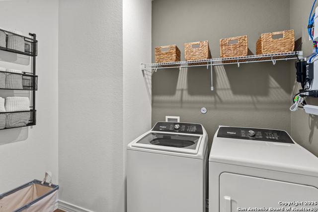 Image 7 of 29 For 423 Nightingale Avenue