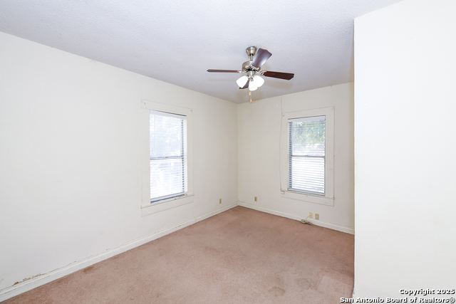 Image 16 of 28 For 242 Austin St. E