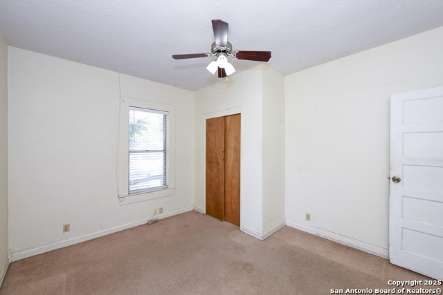 Image 17 of 28 For 242 Austin St. E