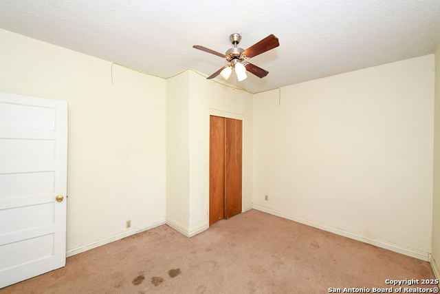 Image 18 of 28 For 242 Austin St. E