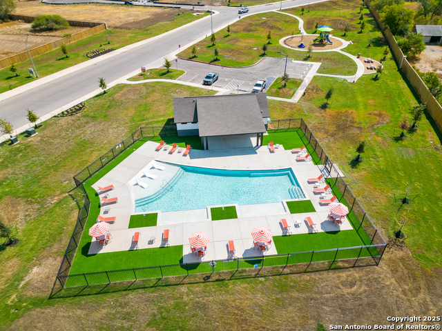 Image 29 of 35 For 10307 Liberty Grove