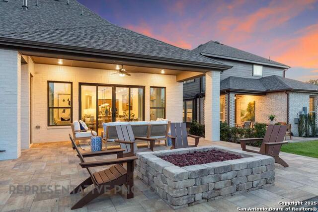 Listing photo id 33 for 116 Oso Creek