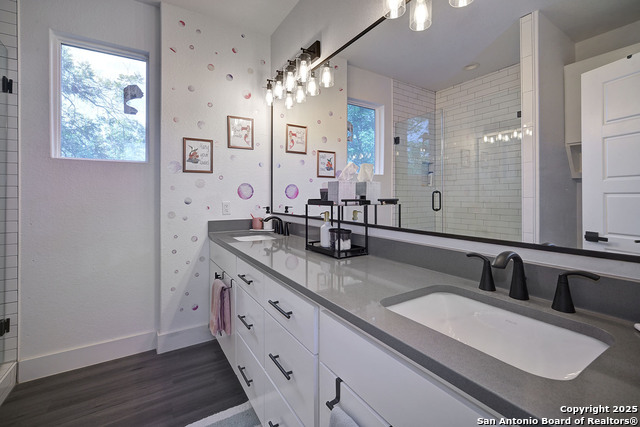 Image 15 of 30 For 2224 Hicks Ave