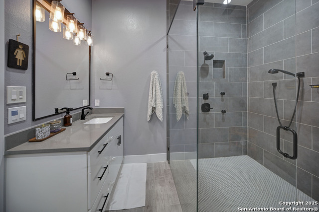 Image 16 of 30 For 2224 Hicks Ave
