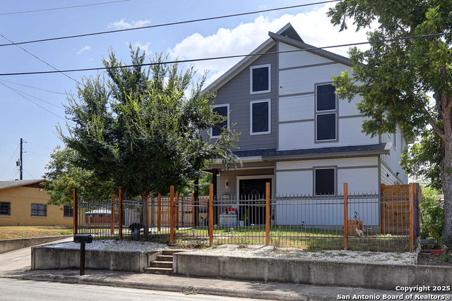 Image 2 of 30 For 2224 Hicks Ave