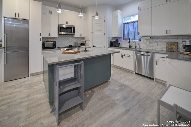Image 9 of 30 For 2224 Hicks Ave