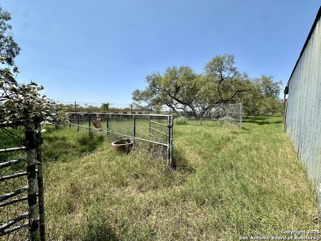 Image 16 of 35 For 10745 & 10767 Rosemar Ln