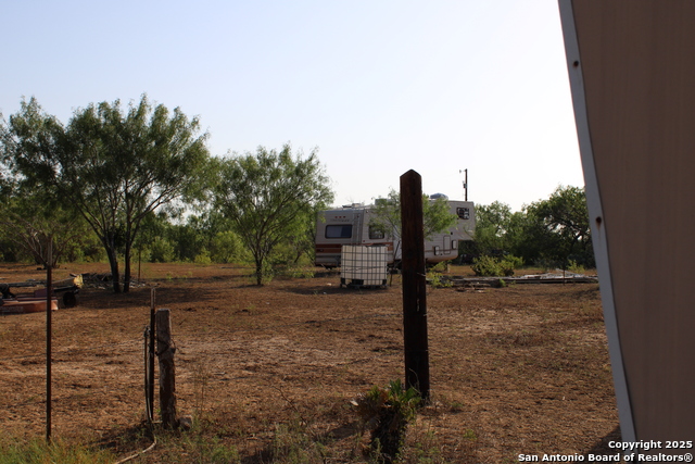 Listing photo id 3 for 760 N Greytown Rd