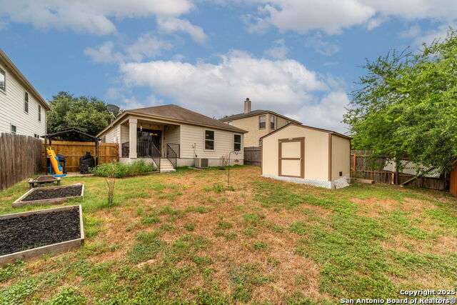 Image 19 of 20 For 10107 Shady Meadows