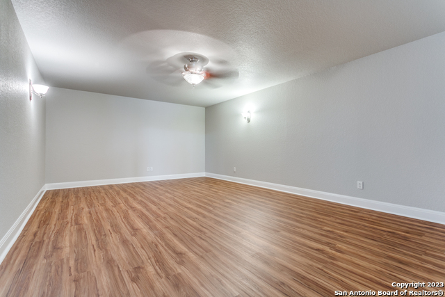 Image 12 of 21 For 7130 Hovingham