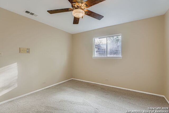 Listing photo id 11 for 6207 Pancho Villa