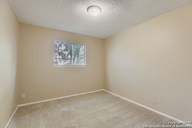 Listing photo id 17 for 6207 Pancho Villa