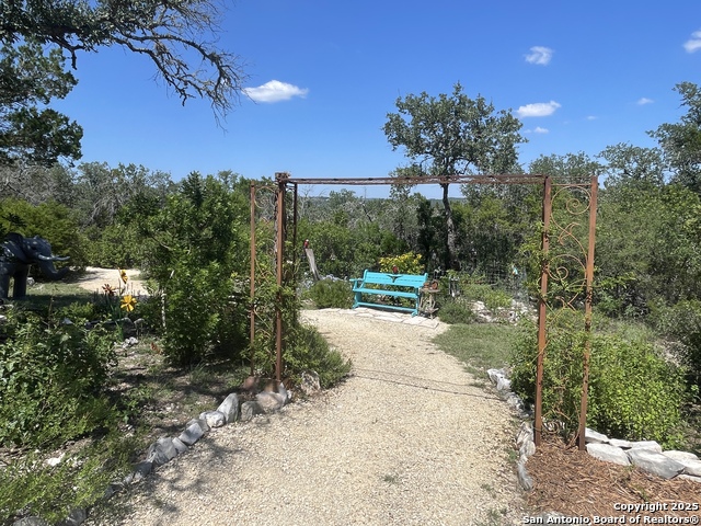 Listing photo id 31 for 251 County Road 246