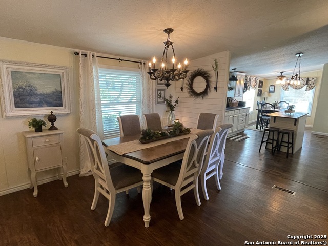 Listing photo id 6 for 251 County Road 246