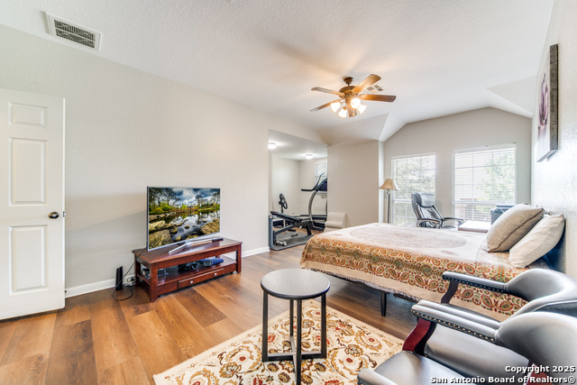 Listing photo id 18 for 24442 Buck Creek