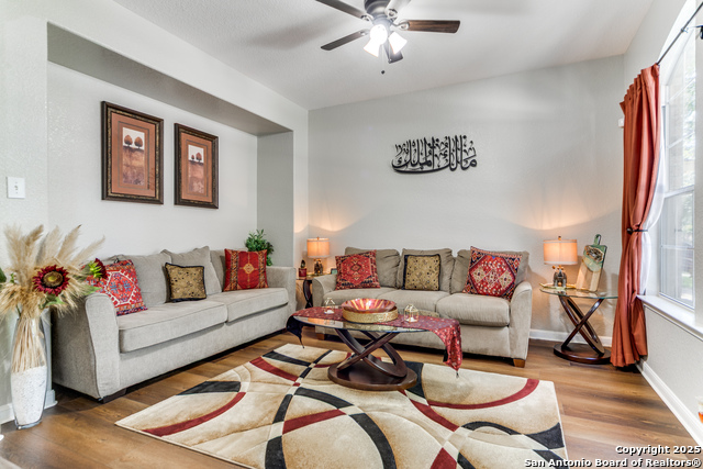 Listing photo id 2 for 24442 Buck Creek