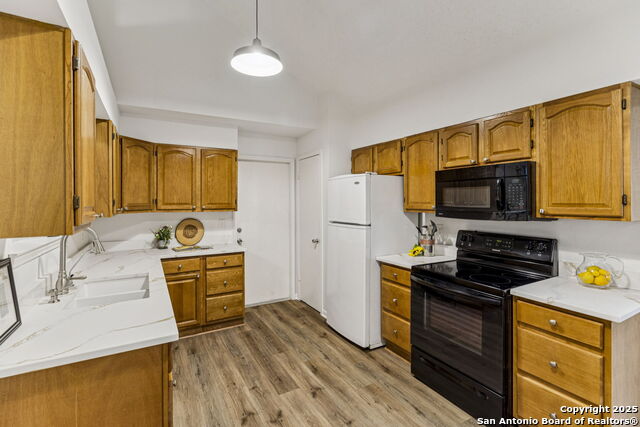 Image 15 of 46 For 7708 Brunning Ct