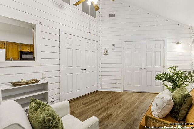 Image 22 of 46 For 7708 Brunning Ct