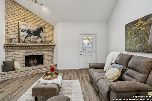 Image 6 of 46 For 7708 Brunning Ct