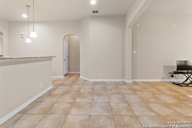 Image 13 of 41 For 10728 Barnsford Ln