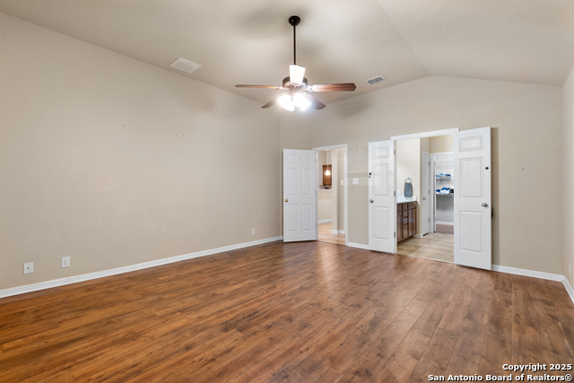 Image 19 of 41 For 10728 Barnsford Ln