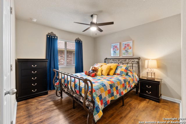 Image 26 of 41 For 10728 Barnsford Ln