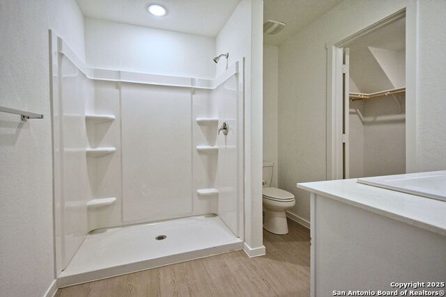 Image 19 of 26 For 1542 Tiptop