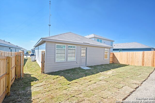 Image 24 of 26 For 1542 Tiptop