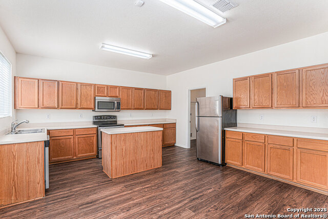 Image 3 of 16 For 226 Prato Brezza