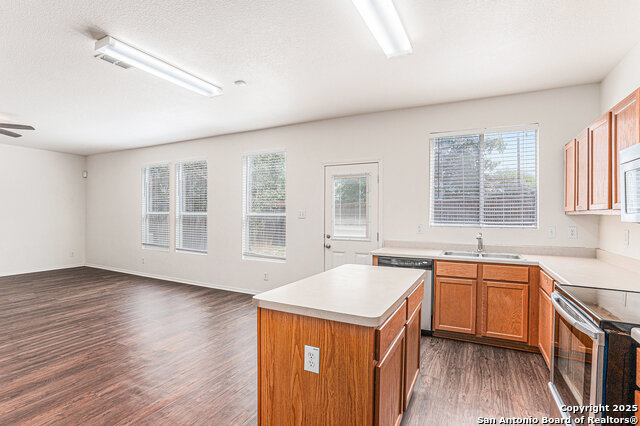 Image 4 of 16 For 226 Prato Brezza