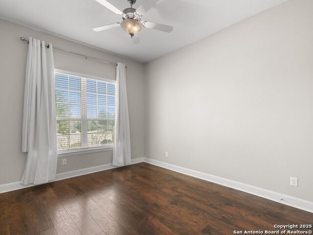 Listing photo id 8 for 32369 Lavender Cove