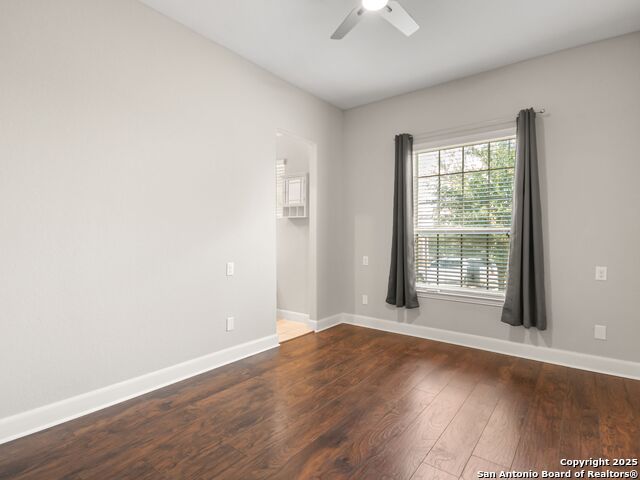 Listing photo id 10 for 32369 Lavender Cove