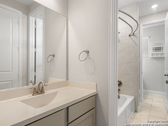 Listing photo id 14 for 32369 Lavender Cove