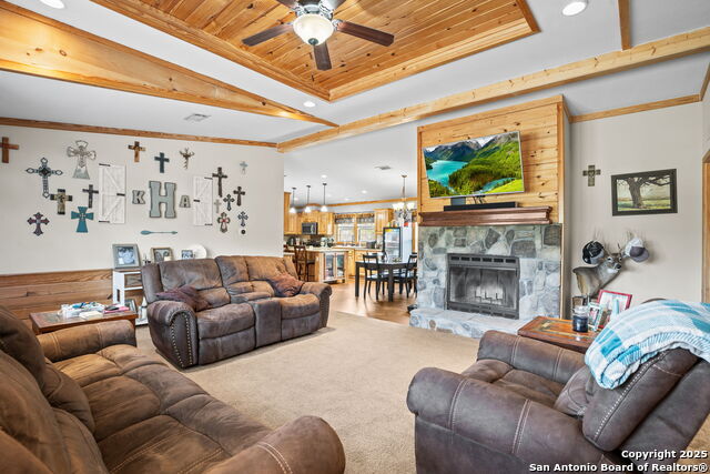 Image 8 of 33 For 315 Austin  