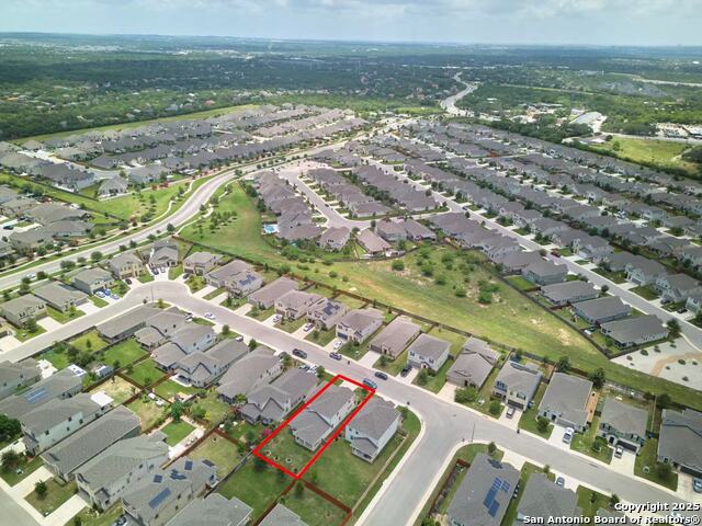 Image 28 of 35 For 2407 Pesaro Pt