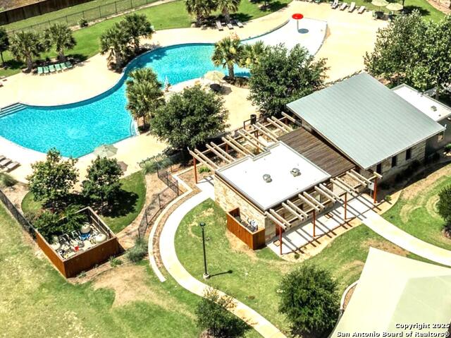 Image 29 of 35 For 2407 Pesaro Pt