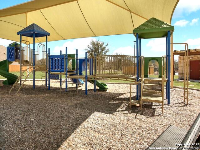 Image 30 of 35 For 2407 Pesaro Pt