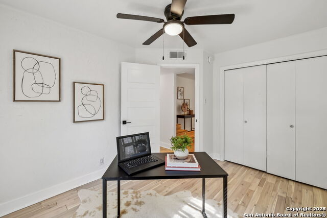 Image 15 of 32 For 116 College  