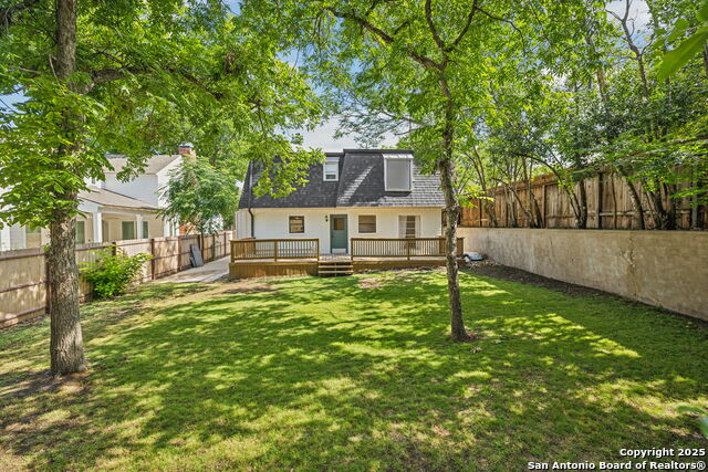 Image 27 of 32 For 116 College  