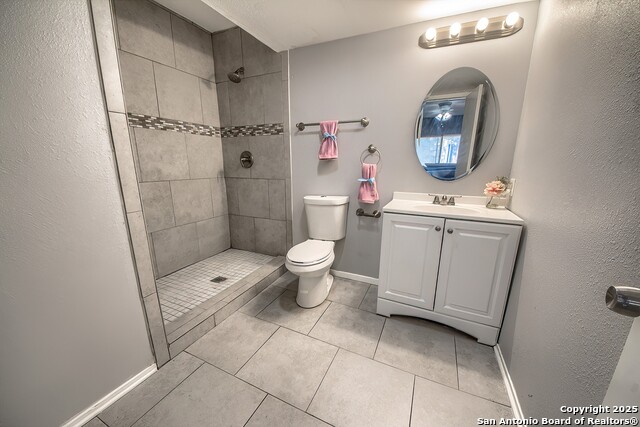 Image 28 of 37 For 3409 Morning Dr