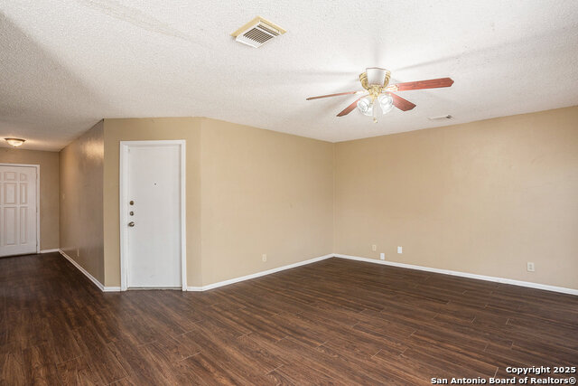 Image 8 of 15 For 7642 Rimhurst