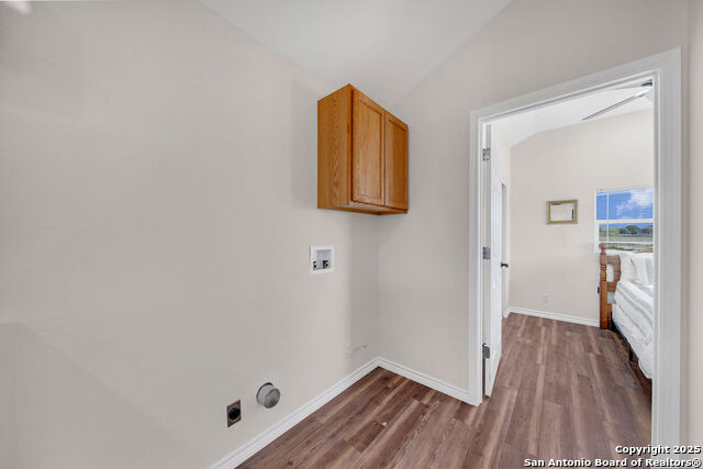 Image 33 of 39 For 16020 Fm 463