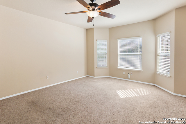 Image 13 of 32 For 810 Park Point