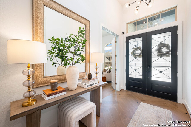 Listing photo id 4 for 10039 Sarah Place