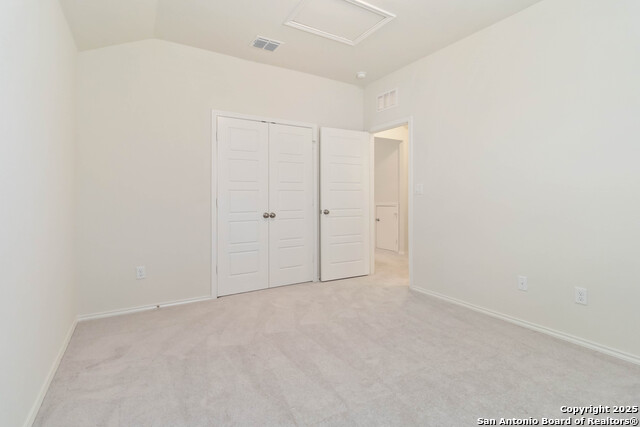 Image 10 of 25 For 2275 Oak Run