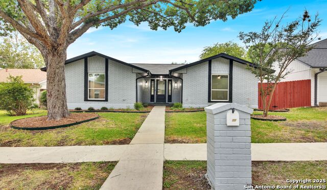 Details for 121 Andorra  , Universal City, TX 78148