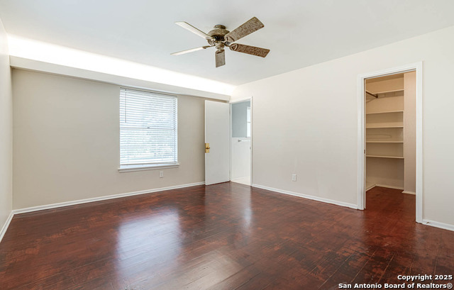 Image 19 of 27 For 211 Woodlake E